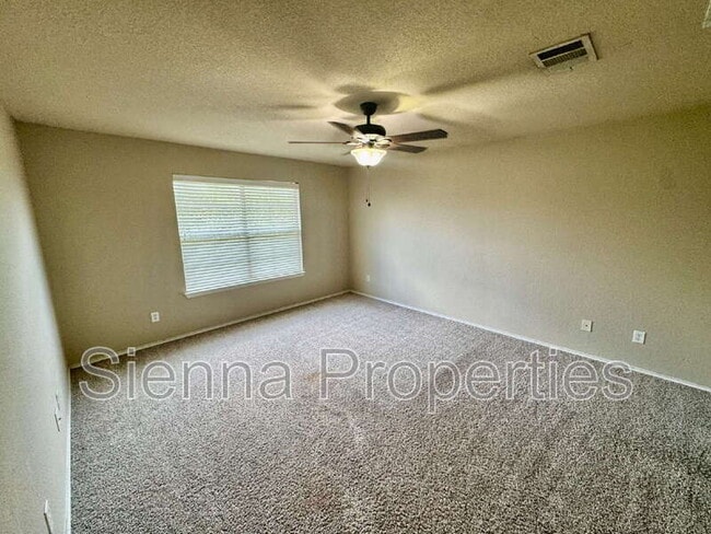 Building Photo - 398 Paddington Dr