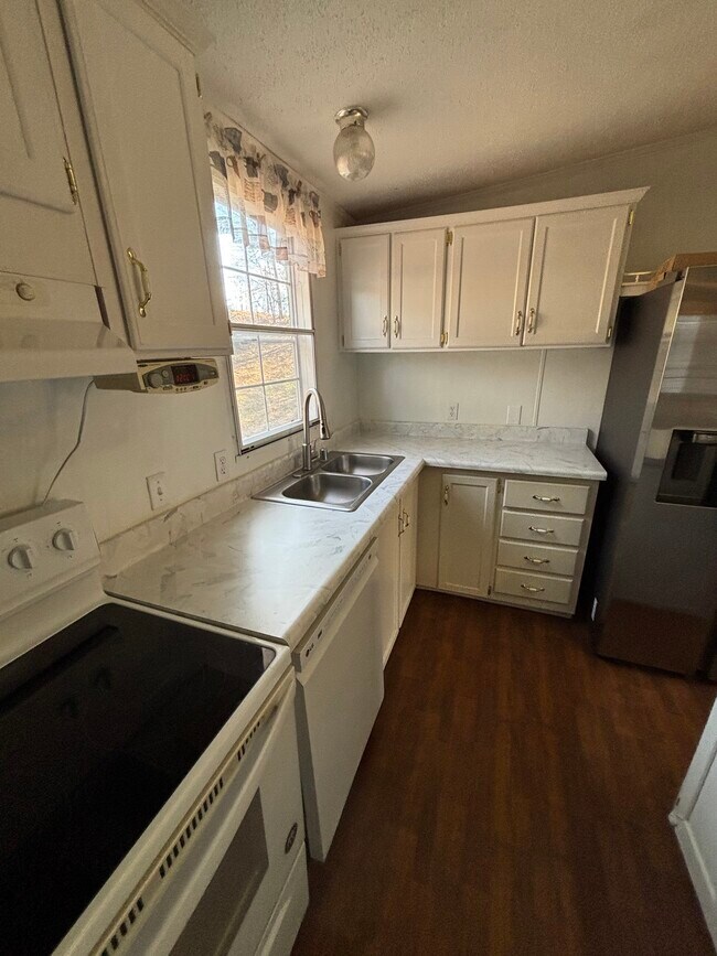 Building Photo - Pebblebrook