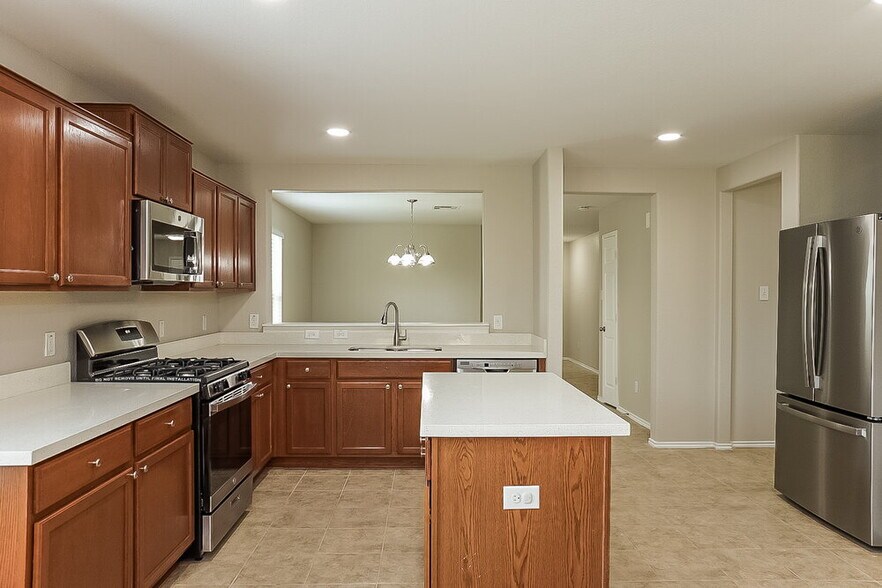Building Photo - 1851 Acaciawood Way