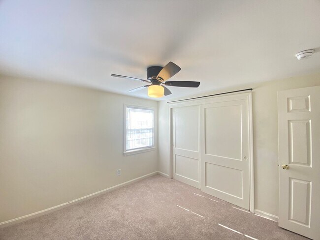 Building Photo - 94 Millville St