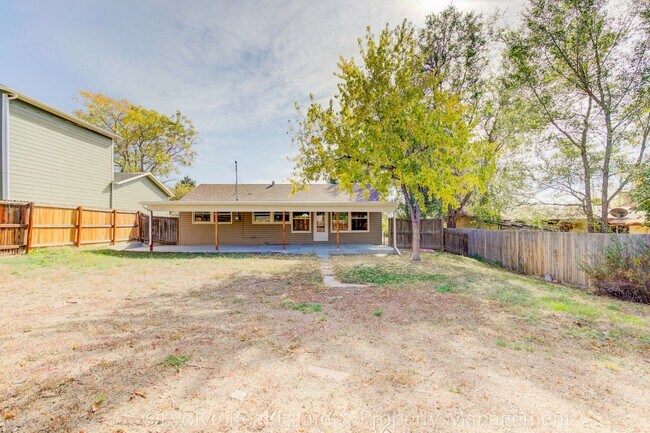 Building Photo - Evolve Real Estate: Charming Ranch Style Retreat In the Heart of Denver, 15 minutes to Downtown D...