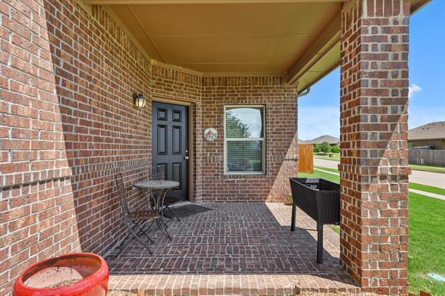 Building Photo - 5129 Meadow Ln