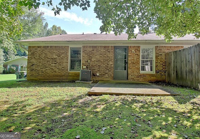 Building Photo - 150 Hill Chase Ct