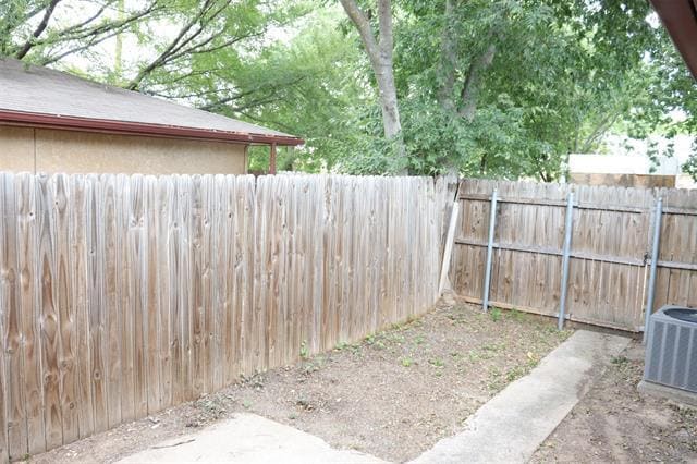 Building Photo - 10020 Redondo Dr