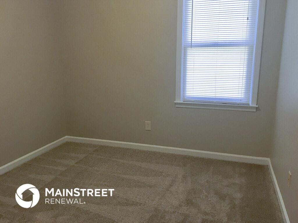 Building Photo - 4631 Candlewyck Way