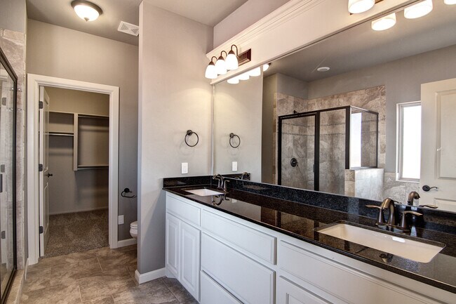 Building Photo - Beautiful Foster Signature Home in Great Location!