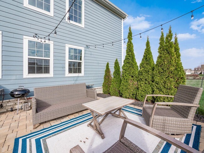 Building Photo - 5622 Ballantrae Woods Dr