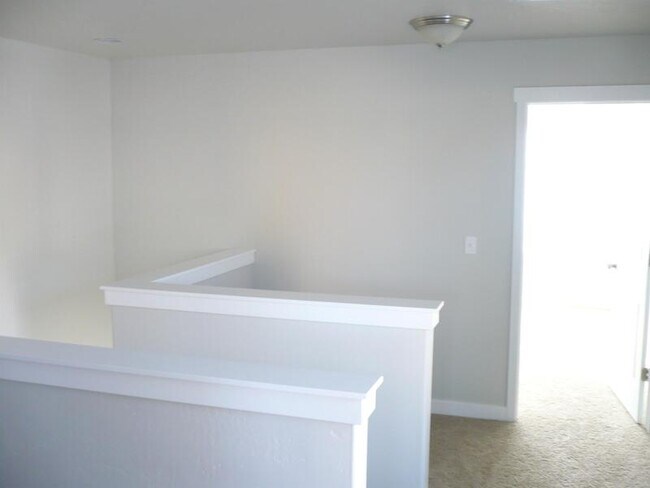 Building Photo - 102 S 1800 W