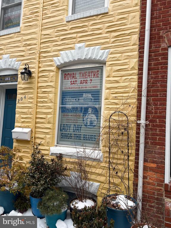 Building Photo - 229 S Durham St