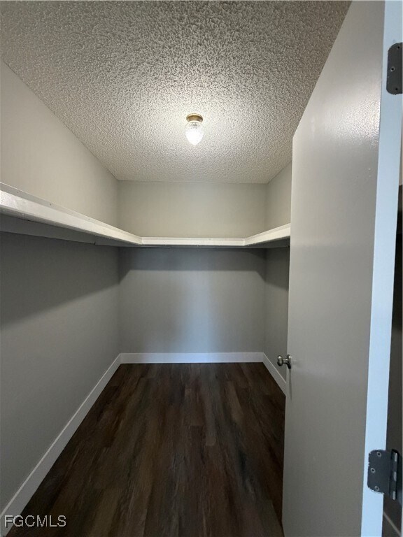 Building Photo - 639 SE 13th Ave