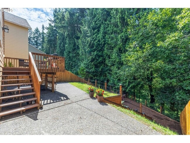 Building Photo - 3047 S Cedar Ridge Dr