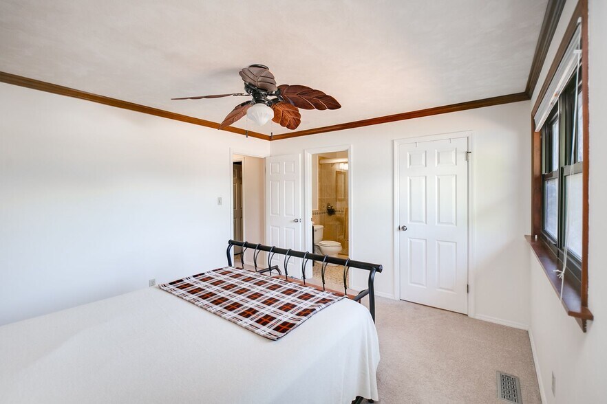 Building Photo - 2711 Sky Hill Ct