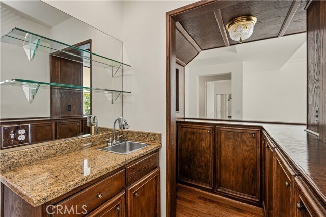 Building Photo - 5 Rue Fontainebleau