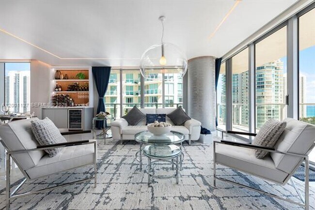 Building Photo - 300 Sunny Isles Blvd