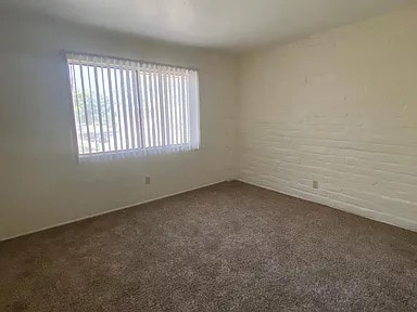 Building Photo - FOR RENT