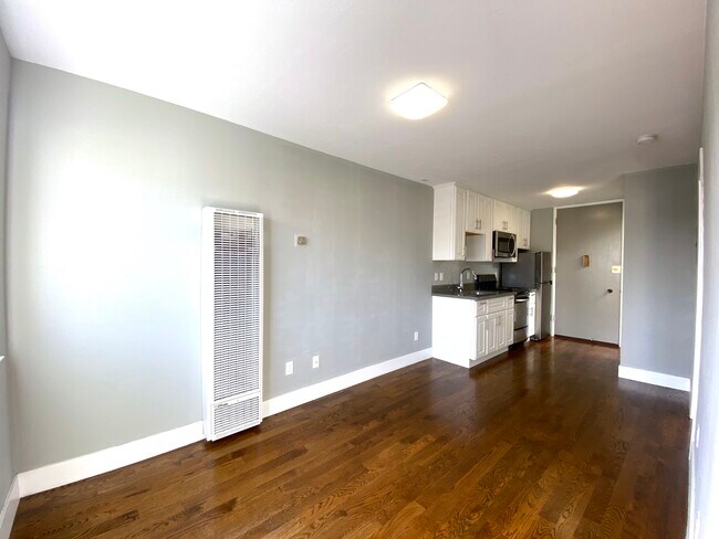 Building Photo - 155 Haight St