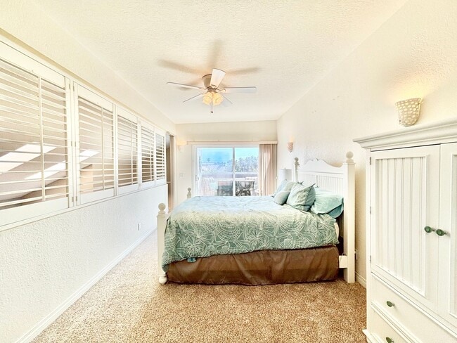 Building Photo - Oxnard | The Colony | 2 Bed + 2 Bath Condo...