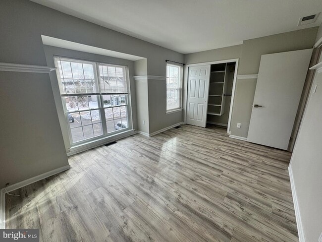 Building Photo - 26 Fair Oaks Ct