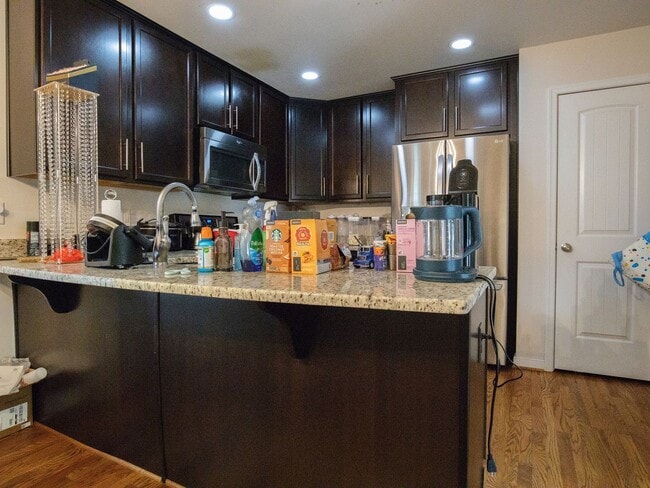 Building Photo - Stunning Shaker-Style 4-Bedroom Home in Chesterfield | Granite & Hardwoods!