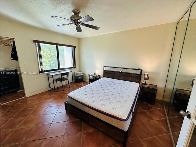 Building Photo - 619 Euclid Ave