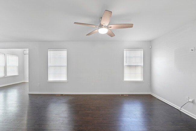 Building Photo - 362 Harvest Grove Trail