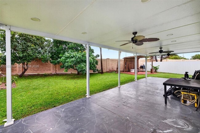 Building Photo - 1710 SW 83rd Terrace