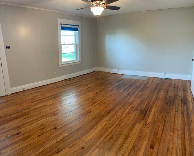 Building Photo - 2181 Old Durham Rd