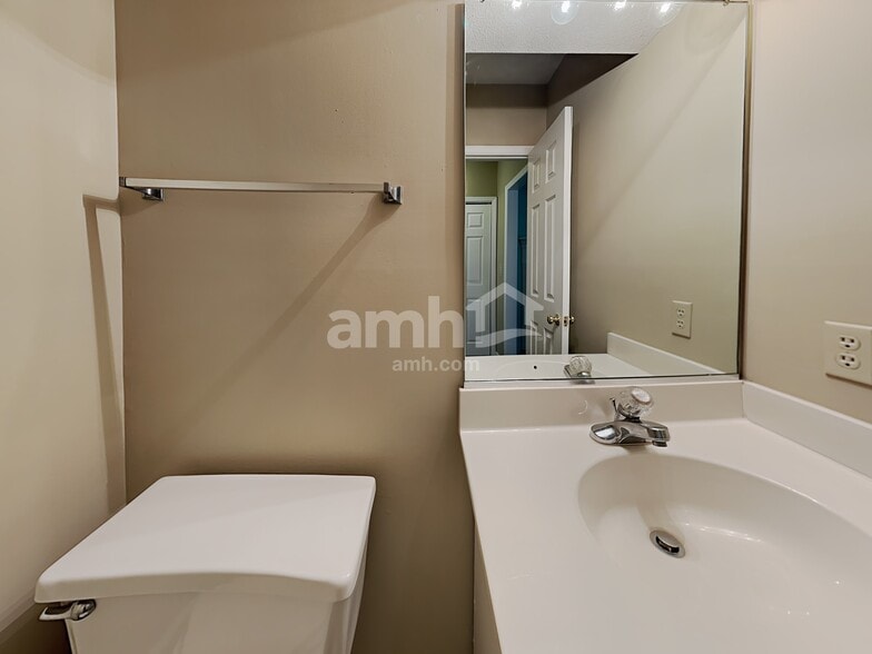 Building Photo - 4607 Scarlet Haw Dr