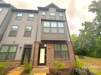 Building Photo - 460 Spearfield Ln