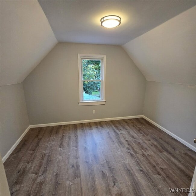 Building Photo - 3218 North Ave