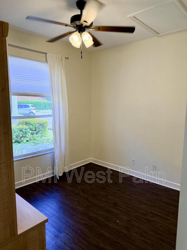 Building Photo - 11973 Sturbridge Ln