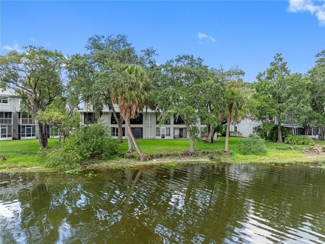 Building Photo - 7200 E Bank Dr
