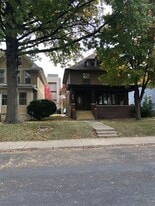 Building Photo - 906 N Cooper St