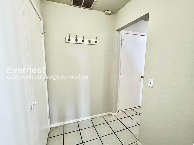 Building Photo - 7019 S 78th E Ave