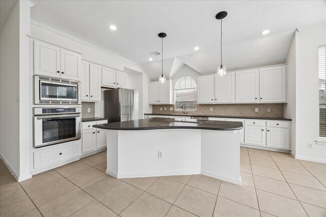 Building Photo - 12507 Aliso Bend Ln