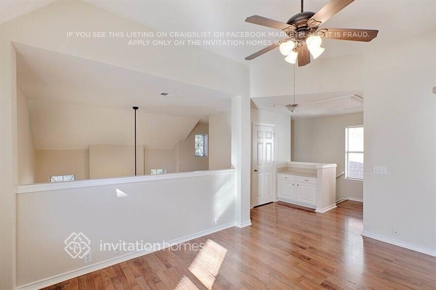 Building Photo - 7434 Saddlehorn Dr