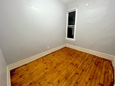 Building Photo - 4159 S Western Ave