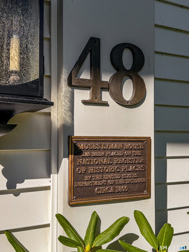 Building Photo - 48 Old Middle St