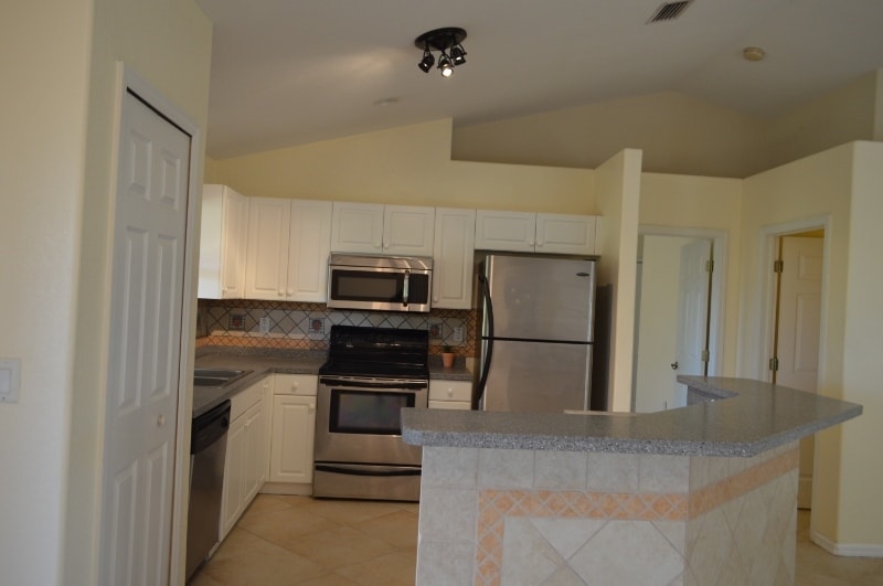 Building Photo - 3200 36th St SW