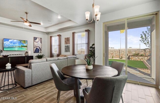 Building Photo - 253 Adamtowne Dr