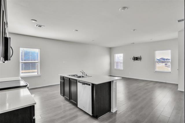 Building Photo - 3328 Perman Dr