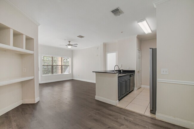 Building Photo - 3611 Conroy Rd