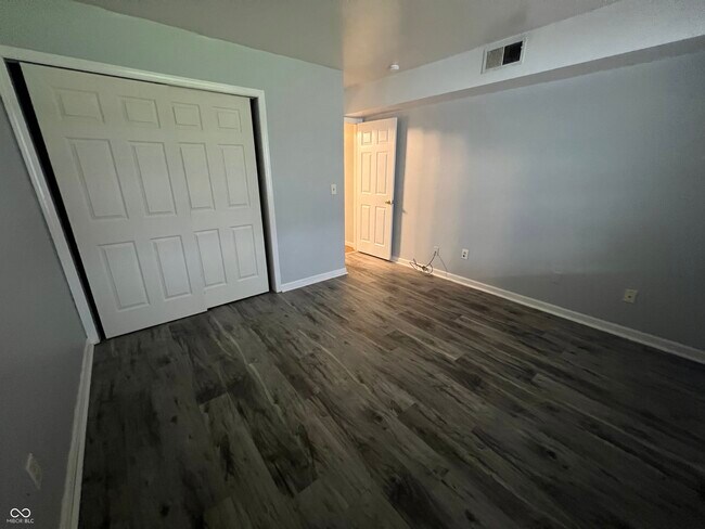 Building Photo - 1316 Millerwood Ct