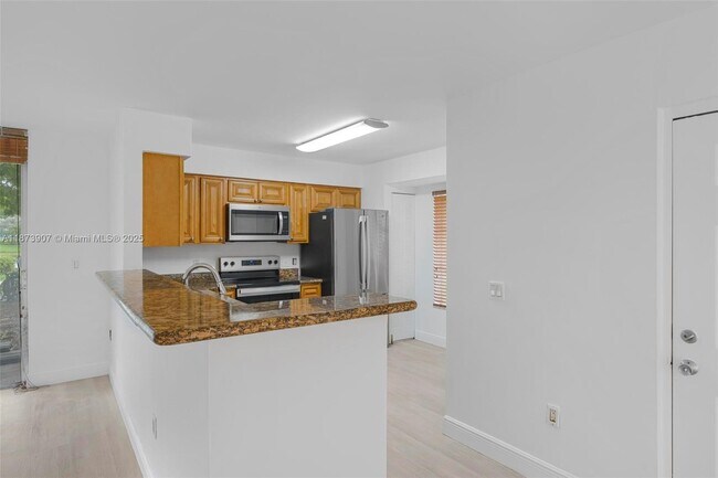 Building Photo - 12154 St.Andrews Pl