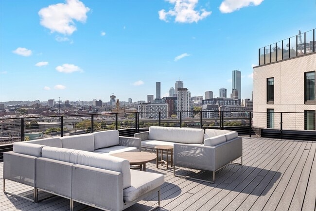 Building Photo - 14-20 W Broadway