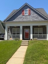 Building Photo - 1833SPC