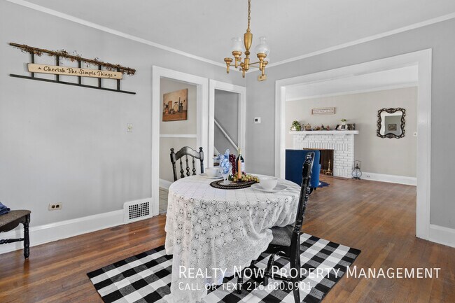 Building Photo - 3276 Tullamore Rd