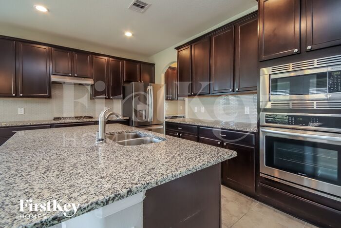 Building Photo - 8235 Longear Ln