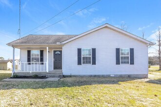 Building Photo - 3-Bedroom Home with Deck in La Vergne