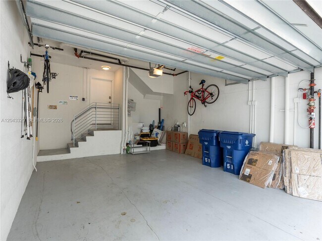 Building Photo - 51 N Shore Dr